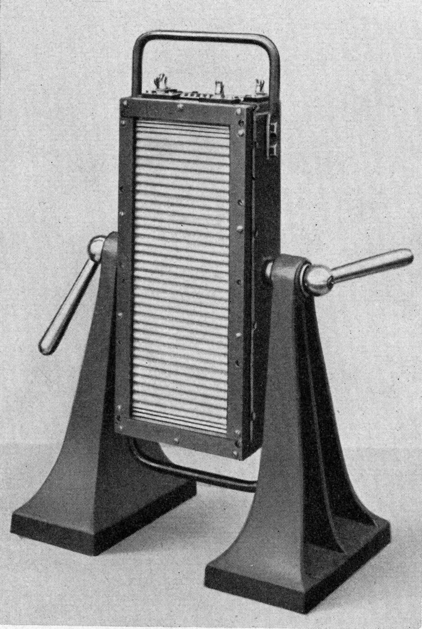Blatthaller Loudspeaker (normal size model, Siemens & Halske, 1926)