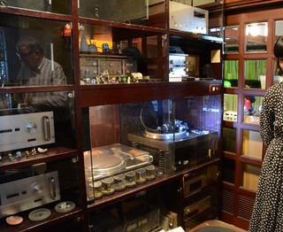 京都に唯一残る名曲喫茶「柳月堂」の再生装置